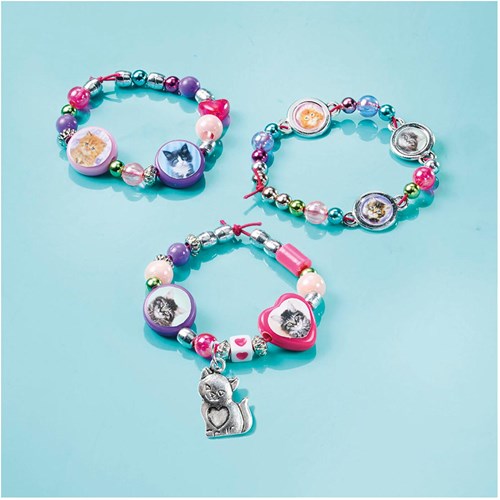 Aufreihen von Totum-Perlenarmbändern 029828-3