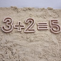Grennn Rechen Ausstecher Set - Lernspielzeug aus Bio-Kunststoff-3