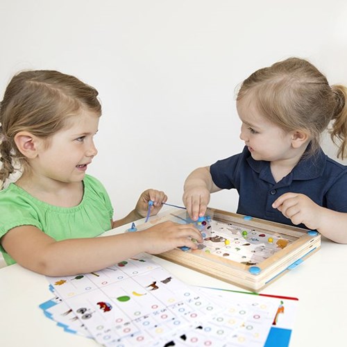 Beleduc Magnetspiel Holz LogiPlay Lernspielzeug für Kinder