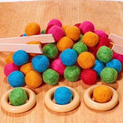 Cosy FELT BALLS (64PK) - 34260