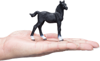 Mojo Horses Spielzeugpferd Hannoveraner Fohlen Schwarz - 381000-3