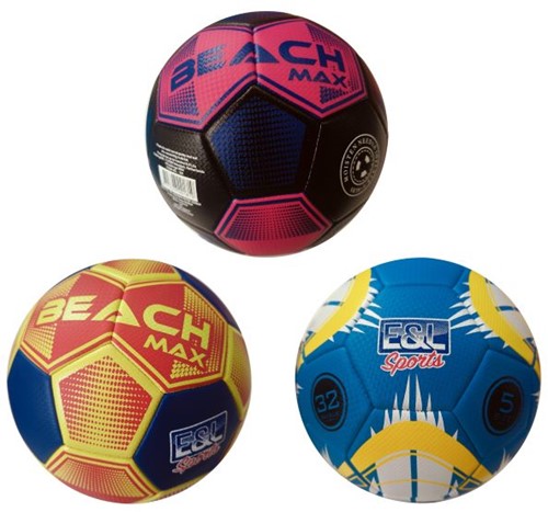 Superweicher Strandfußball