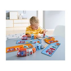 Haba Fädelspiel Feuerwehr - Lernspielzeug für Kinder ab 2 Jahren