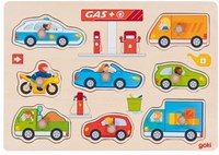 Goki Holzpuzzle Tankstelle - Steckpuzzle mit großen Knöpfen
