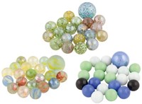 Goki Glasmurmeln Spielset 21-teilig buntes Kinderspielzeug