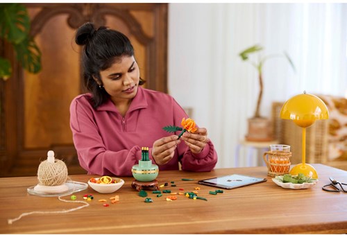 Lego 10368 Icons Chrysant-3