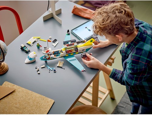 LEGO City Ambulanzflugzeug Spielzeugflugzeug Rettungsmission 60465-3