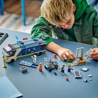 LEGO City 60418 Politielaboratorium In Truck-3