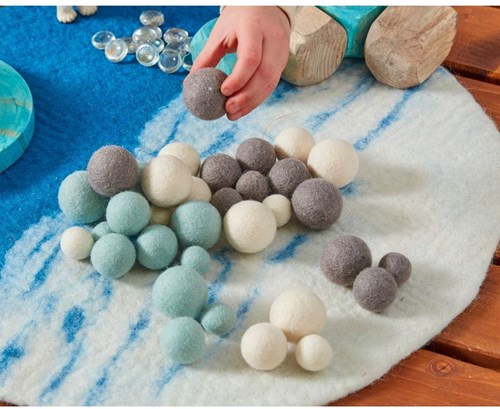 Cosy Felt Snow Scenery Balls (36Pk) - 54064