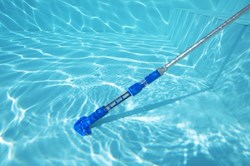 Bestway Poolstaubsauger Flowclear wiederaufladbar für Poolreinigung