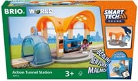 Brio Smart Tech Sound Bahnhof mit Action Tunnel - interaktives Spielzeug