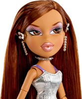 MGA Bratz Charmz Modepuppe Yasmin mit Sammelarmband und Accessoires-3