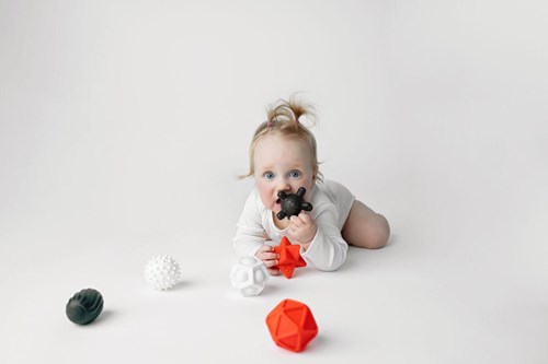 Mom's Care sensorisches Spielzeug Kontrastbälle schwarz weiß 6 Stück Baby-3