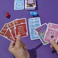 Hasbro Piggy Piggy Kartenspiel - Familienspiel für Kinder-2