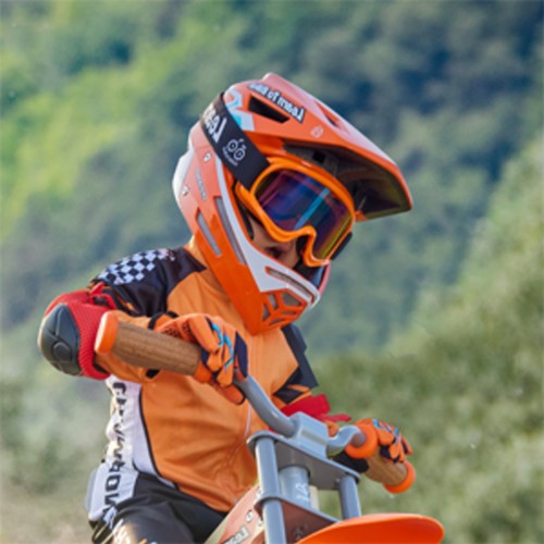 Hape Racing-Schutzhelm-2