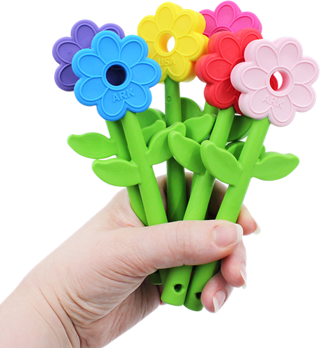 Ark Therapeutics Kau-Spielzeug Flower Wand hellrosa sensorisches Spielzeug Tweekleurige kauwstaaf met bloemvorm, geschikt voor kauwen met kiezen én voortanden.-2