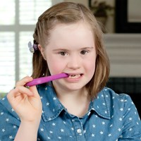 Ark Therapeutics Beißspielzeug Grabber Original magenta sensorisches Kauwerkzeug Klassieke P-vormige handkauwtool, ontwikkeld door een logopedist, voor kauwoefening en zelfregulatie.-3