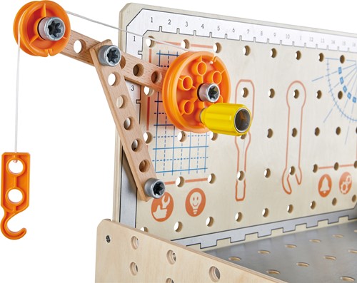 Hape Tüftler Werkbank | Bausatz aus Holz für Erfinder, 79-teilige Werkstatt für Kinder