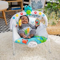 Baby Einstein Wippe - Explorers Kick 'n Tunes Premium Bouncer - interaktives Babyspielzeug