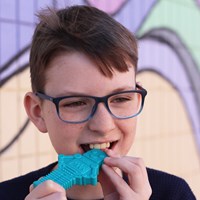 Ark Therapeutics Roboter Beißspielzeug MEGA RoboChew Kauspielzeug türkis Extra grote, robotvormige kauwtool met meer volume voor stevige kauwers.-3