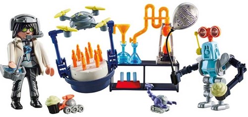 PLAYMOBIL MY LIFE: RESEARCHERS WITH ROBOTS GIFTSET-2