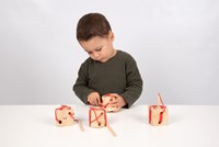 TickiT Holz Lacing Formen - Lernspielzeug für Feinmotorik-2